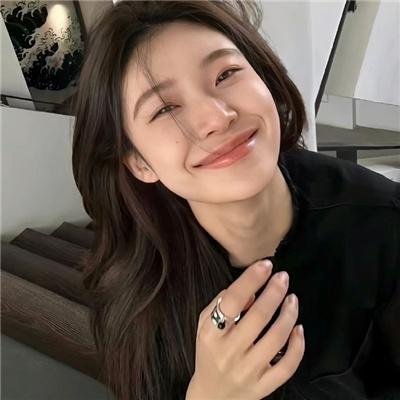 早餐时女歌迷快闪